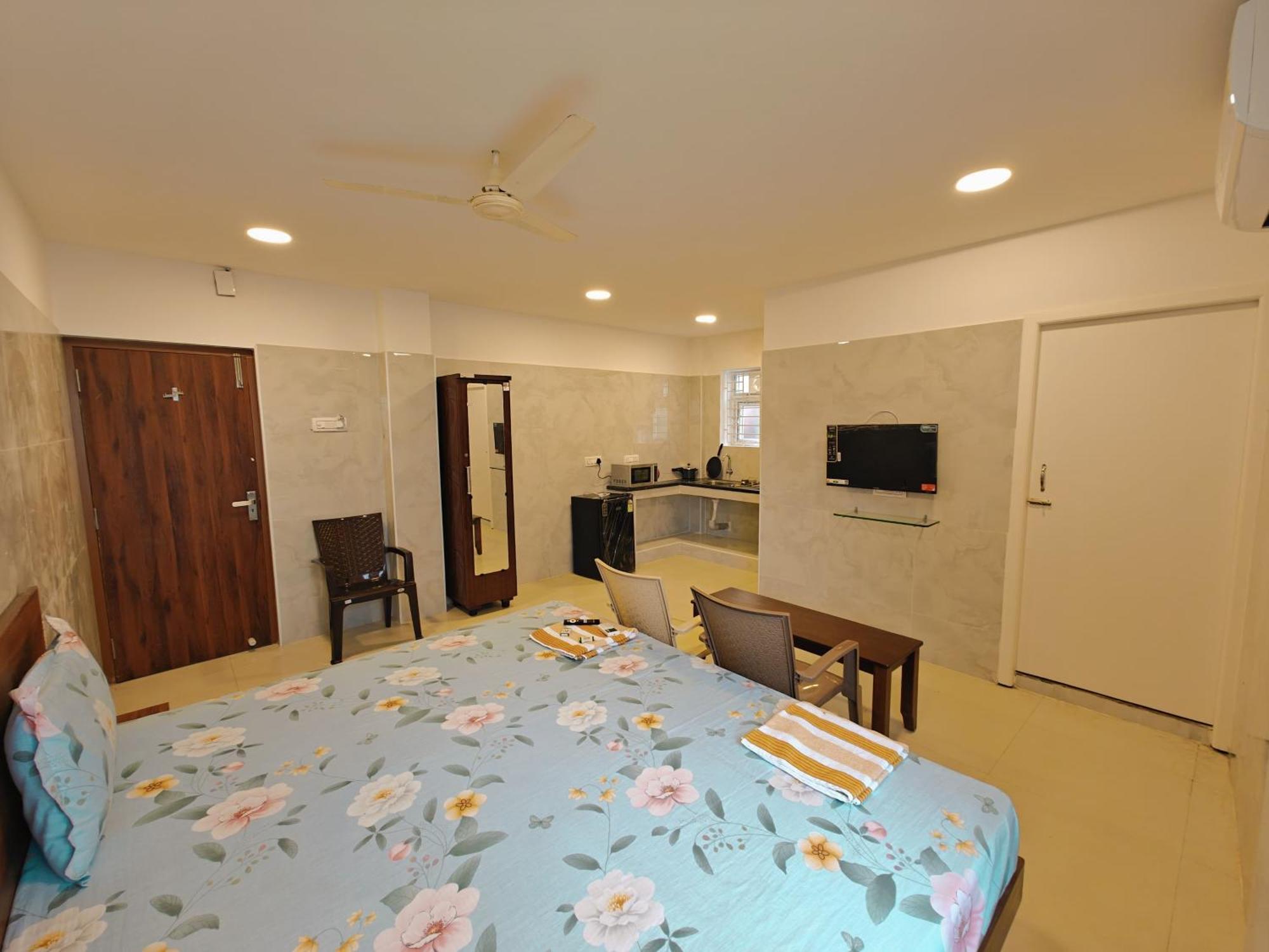 Hotel Salbala Inn - Near Airport Chennai Exterior photo